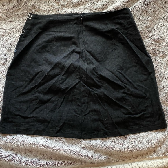 Black Embroidered Skirt - Picture 3 of 3
